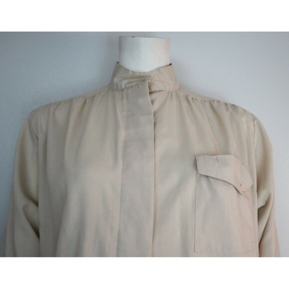 VINTAGE WOMEN'S BEIGE BUTTON-UP BLOUSE - SHIP'N SHORE COLLECTIBLES - SIZE 6 - Picture 5 of 11